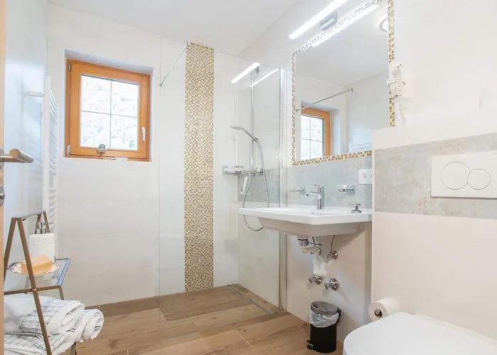 Dorfwirt Sandgruber Ges.m.b.h Penzion 3*