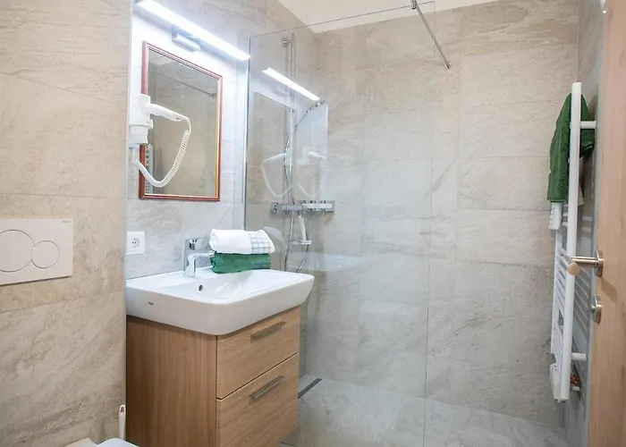 Dorfwirt Sandgruber Ges.m.b.h Penzion 3*